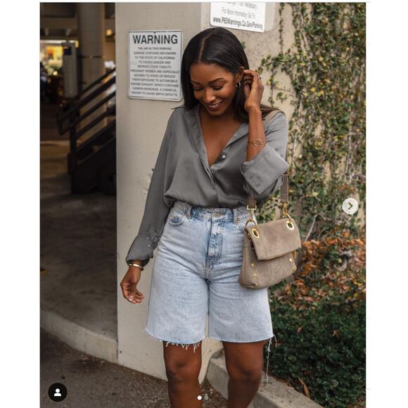 NWT Zara Denim Light wash Shorts Size 4 - Picture 1 of 9